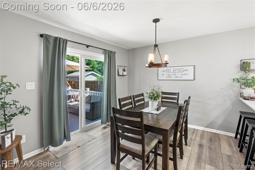 2288 Lost Creek Drive, Flushing, MI 48433 — Photo 12