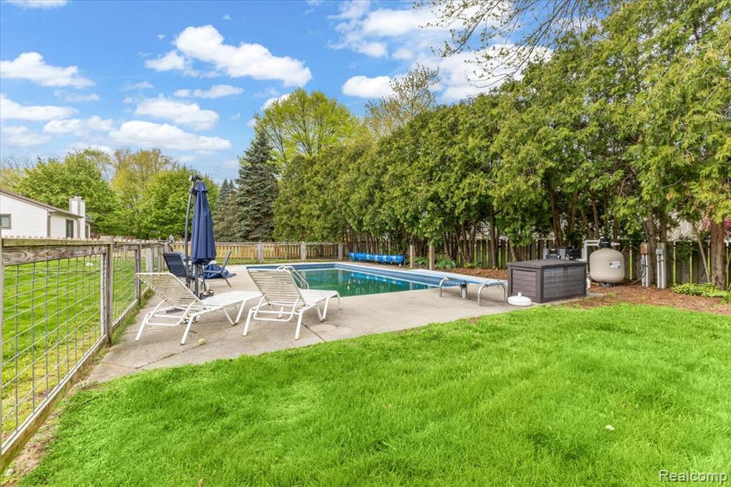 7694 Woodside Place, Waterford, MI 48327 — Photo 7