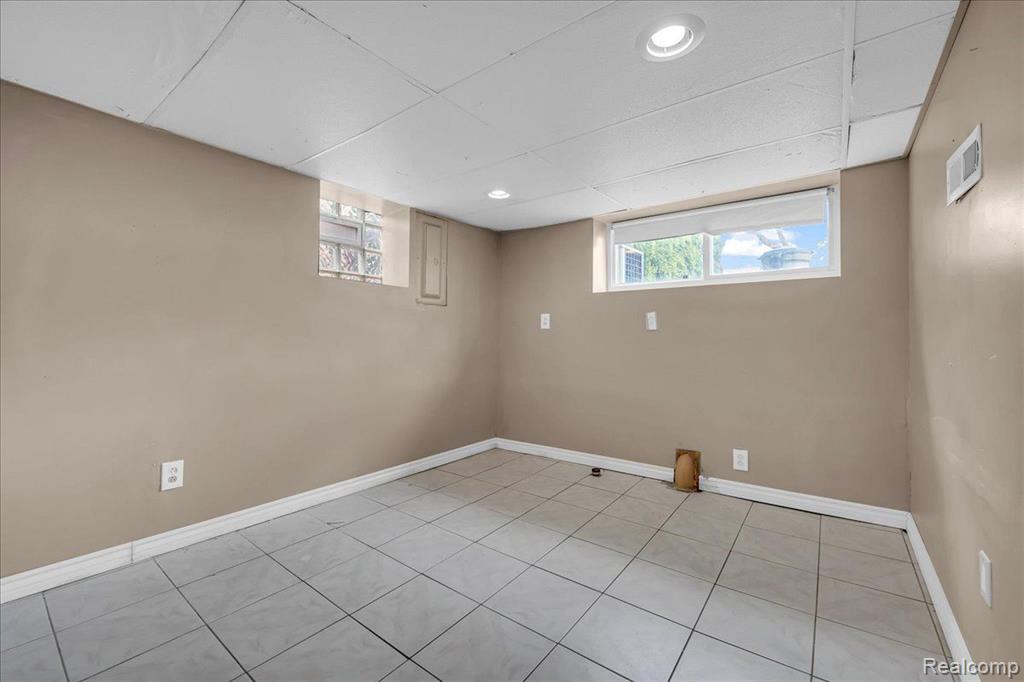 4636 TERNES Street, Dearborn, MI 48126 — Photo 26