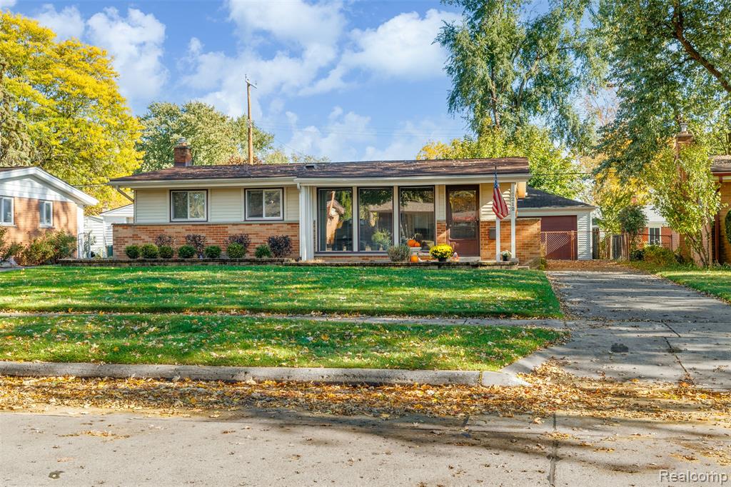 9212 Idaho Street, Livonia, MI 48150 — Photo 2