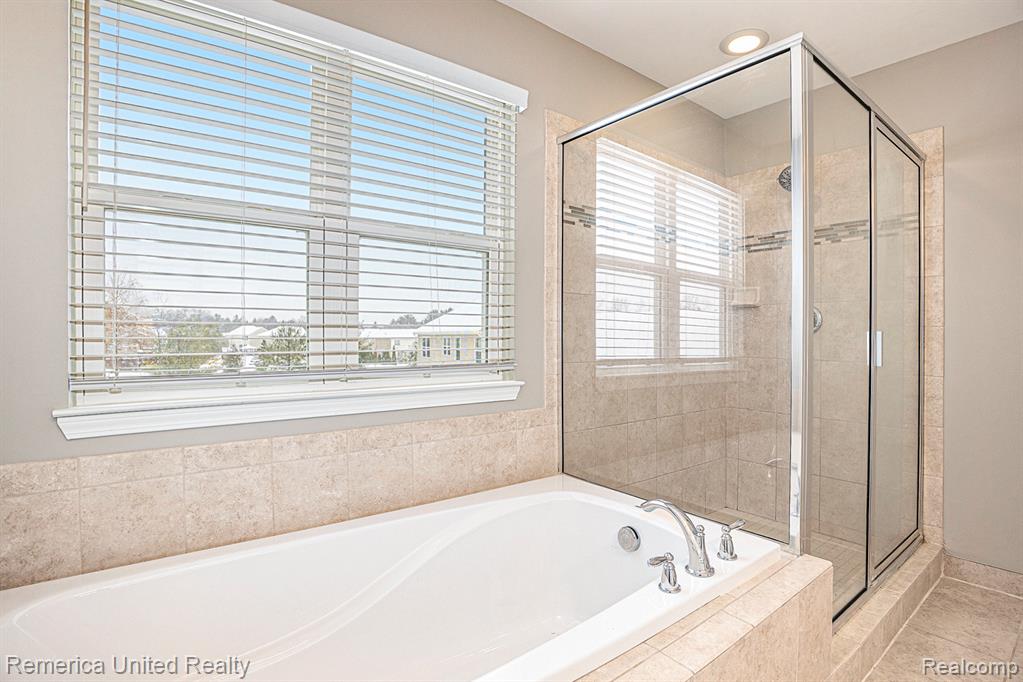 59696 Twin Pines Drive, New Hudson, MI 48165 — Photo 14