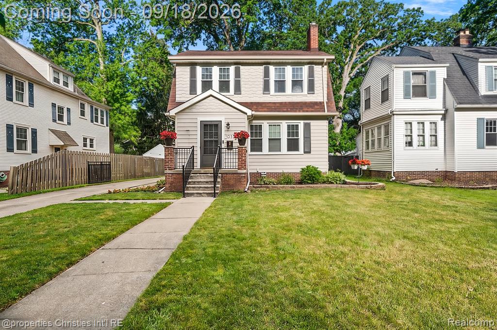 1033 Maplegrove Avenue, Royal Oak, MI 48067