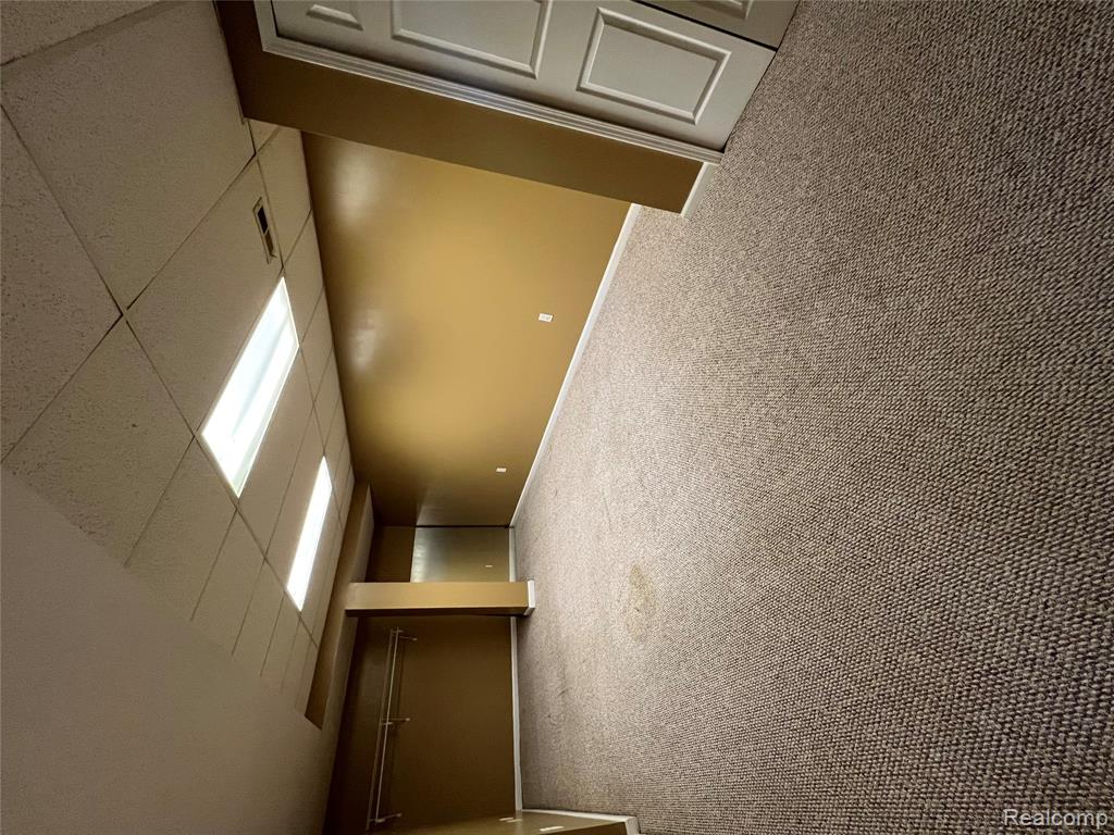 45475 Irvine Drive, Novi, MI — Photo 25