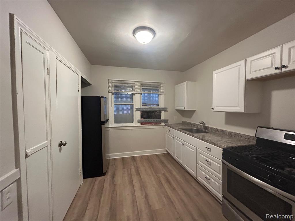 4401 Buckingham Avenue, Detroit, MI 48224 — Photo 2