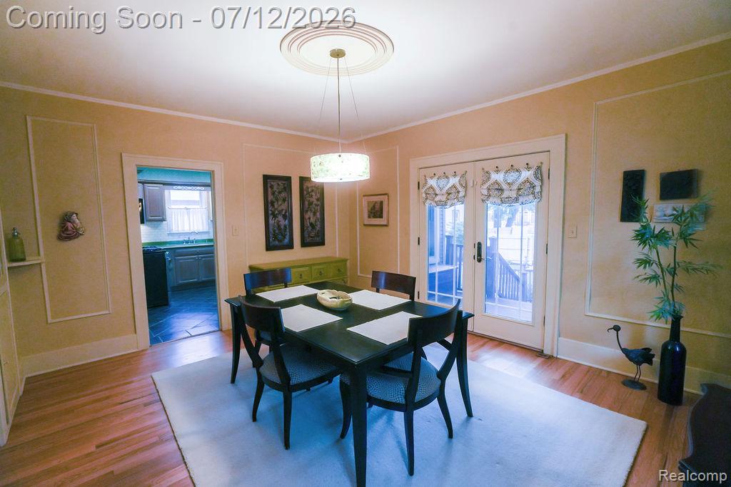 545 Eureka Road, Wyandotte, MI 48192 — Photo 17