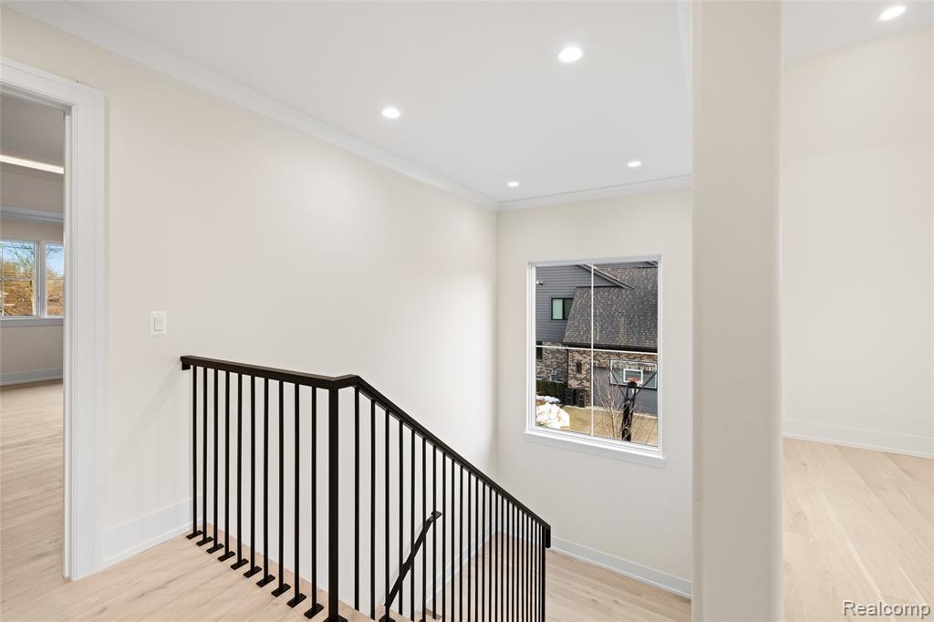 2802 HEATHFIELD Road, Bloomfield Hills, MI, 48301