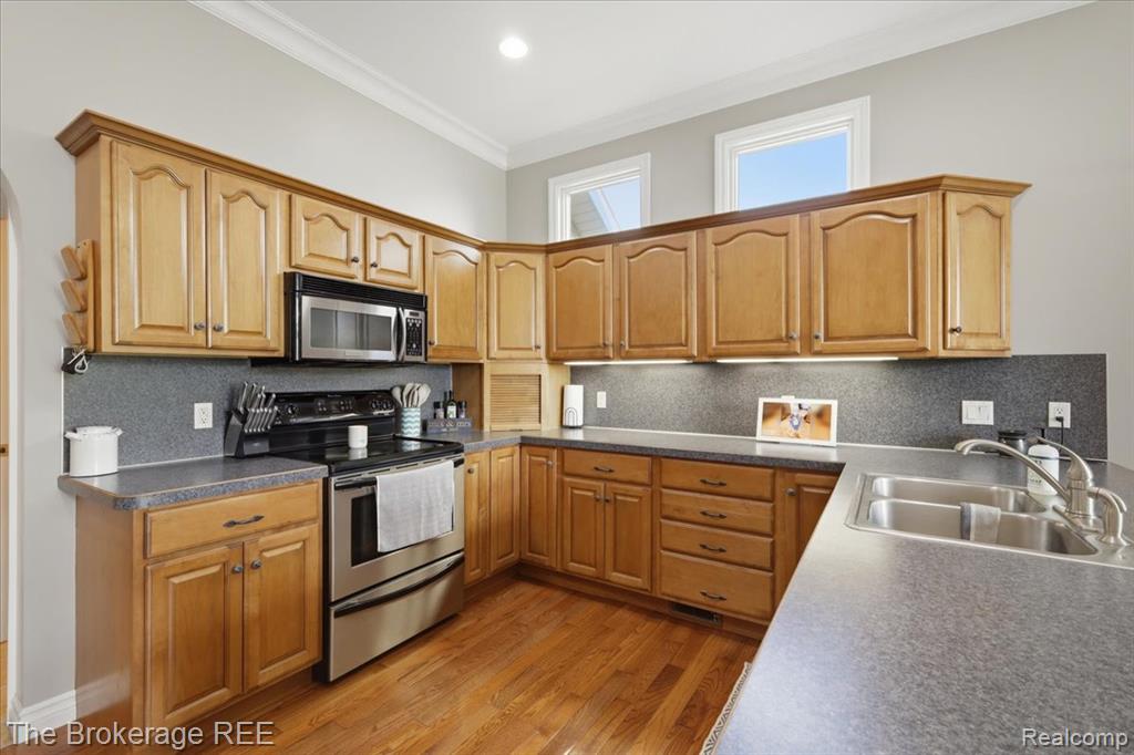 9120 Woodridge Drive, Davison, MI 48423 — Photo 24