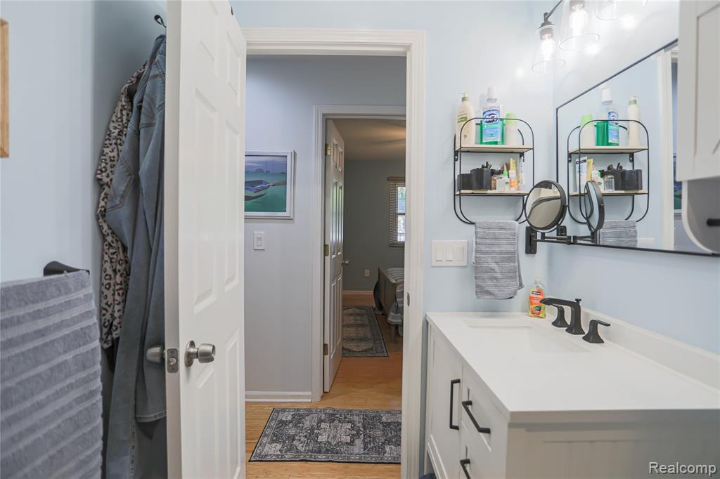 39567 Macomber Street, Harrison Township, MI — Photo 24