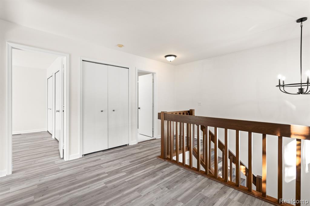 745 N MAIN Street, Milford, MI 48381 — Photo 17