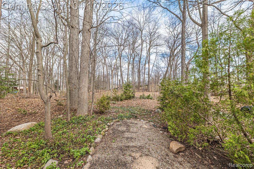 734 Lake Ridge Road, Rochester Hills, MI 48307 — Photo 43