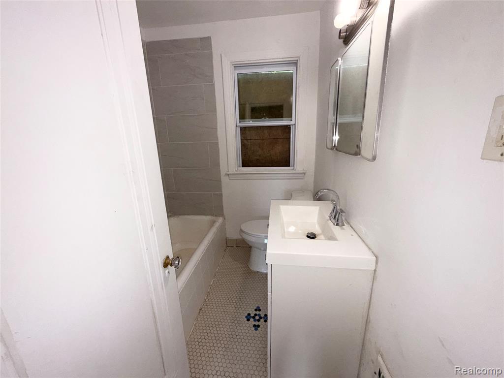4522 Hereford Street, Detroit, MI 48224 — Photo 11