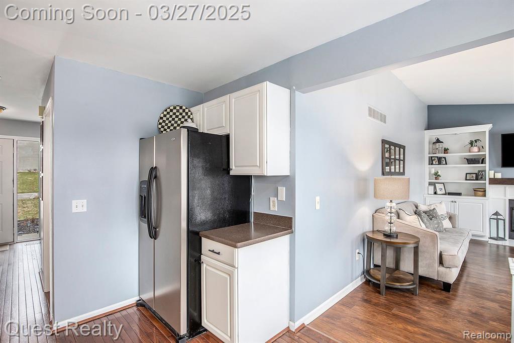 6280 LAKE WALDON Drive, Clarkston, MI — Photo 9