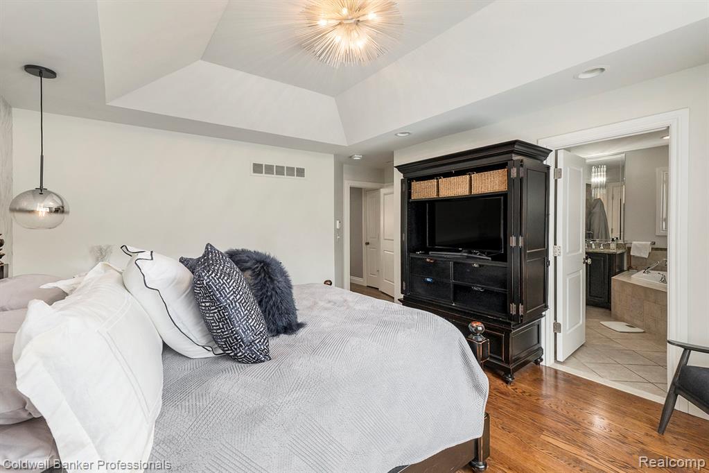 742 Emmons Avenue, Birmingham, MI 48009 — Photo 19