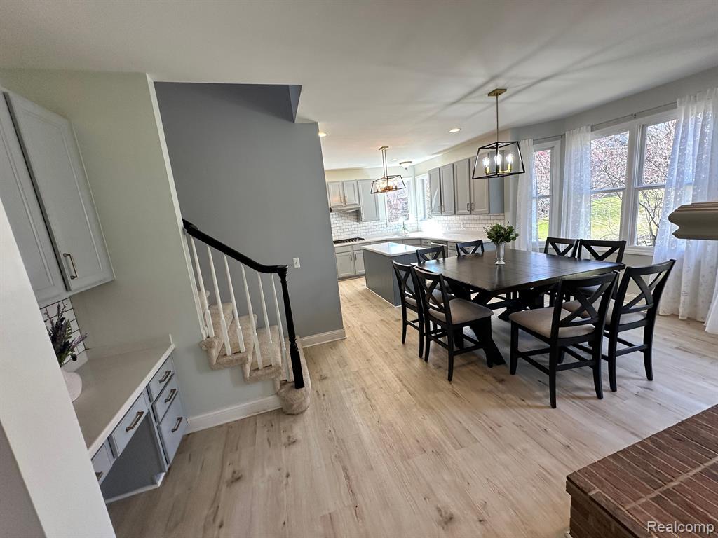 16983 COURVILLE Drive, Northville, MI 48168 — Photo 25