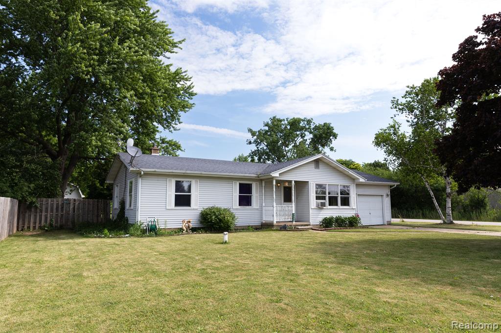 4359 E HILL Road, Grand Blanc, MI 48439 — Photo 2