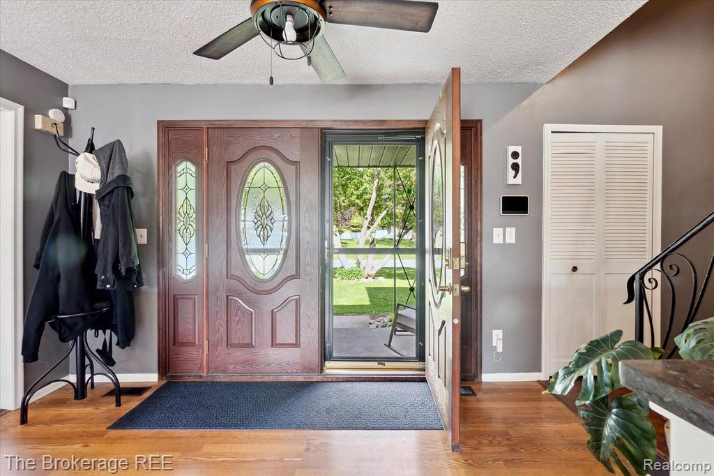 5394 KIMBERLY Drive, Grand Blanc, MI 48439 — Photo 5