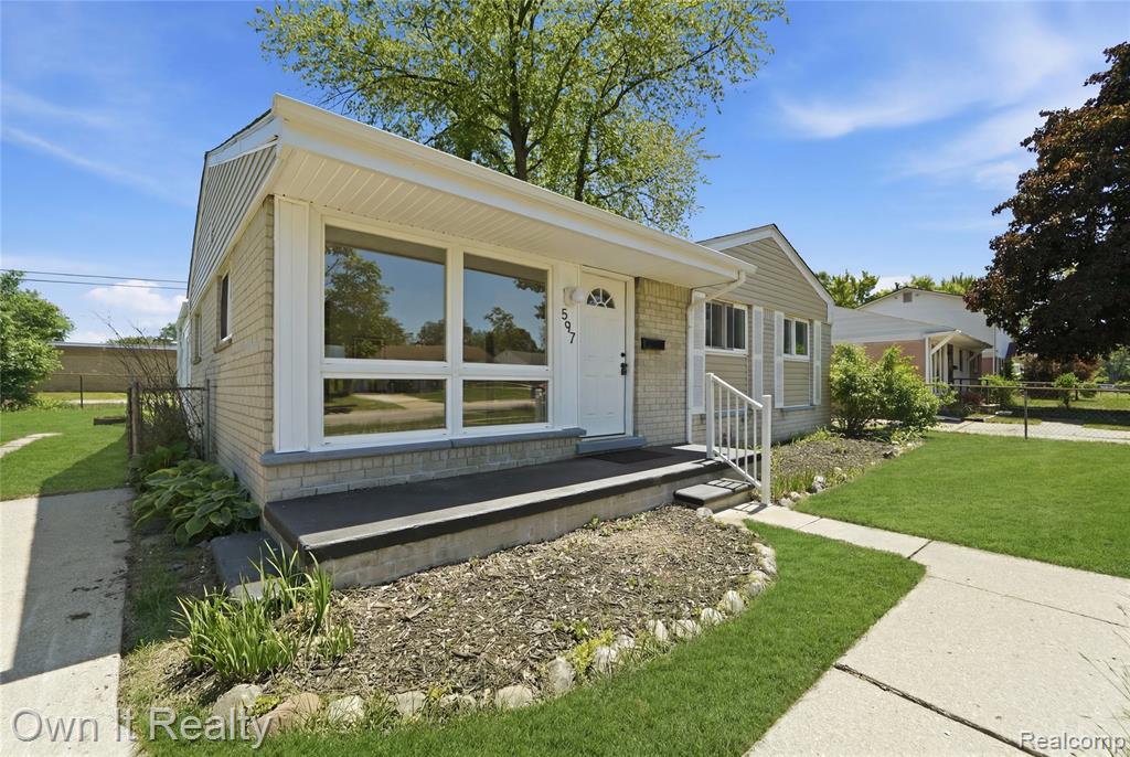 597 Eugene Street, Ypsilanti, MI 48198 — Photo 2