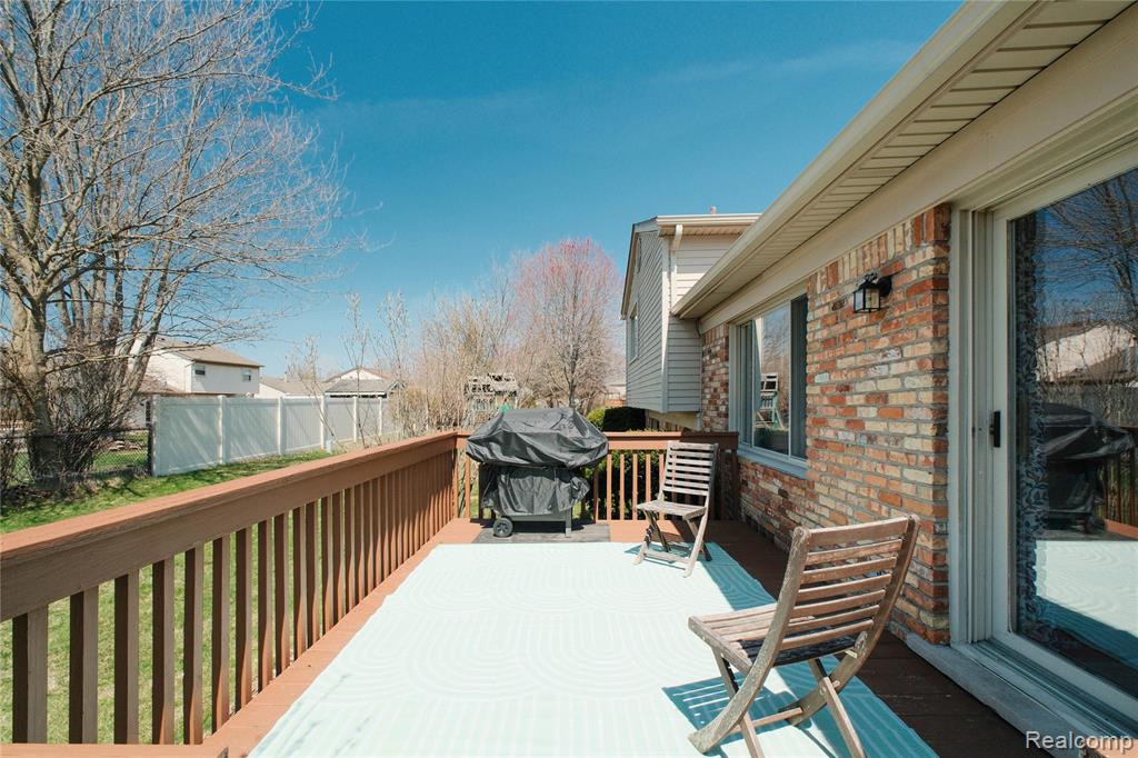 652 Stonehenge Drive, Canton, MI 48188 — Photo 32