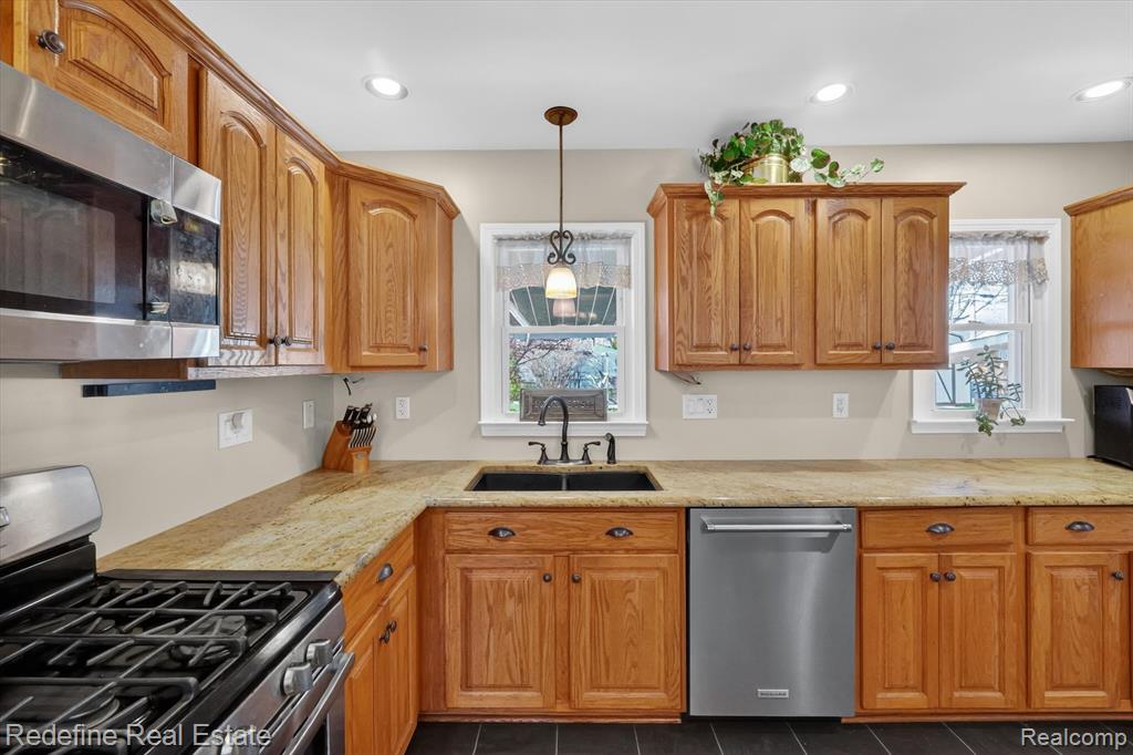 33124 Marquette Street, Garden City, MI — Photo 16