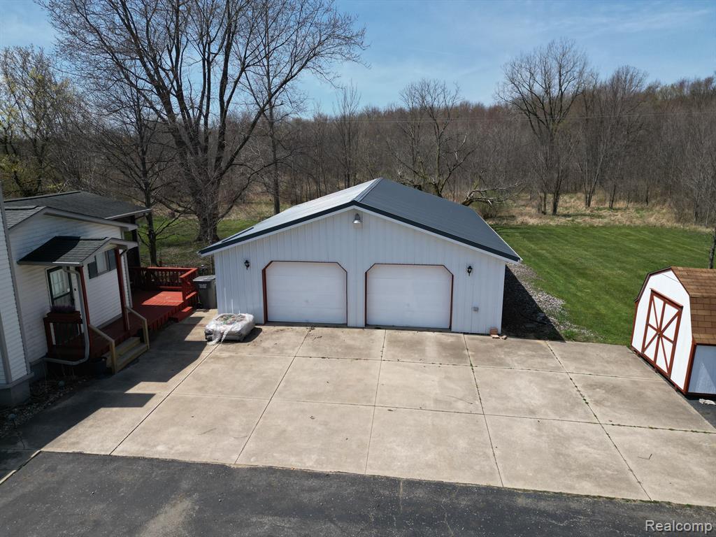 6577 N LAPEER Road, Fostoria, MI 48435 — Photo 35