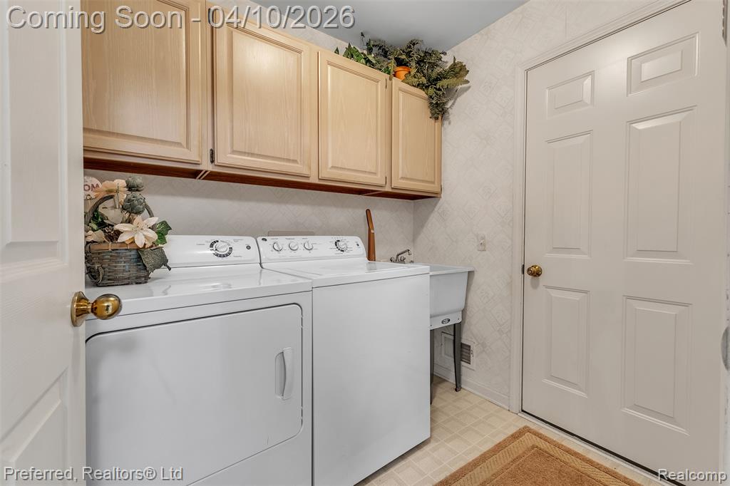 39797 Muirfield Lane, Northville, MI, 48168