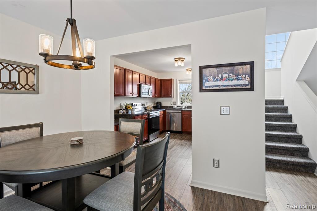 6335 Waldon Center Drive, Unit #16, Clarkston, MI — Photo 11