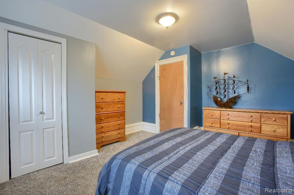 936 Pine Street, Port Huron, MI 48060 — Photo 14