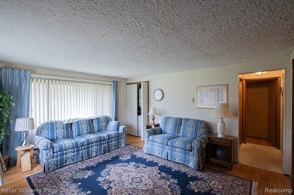 49525 SHELBY Road, Shelby Twp, MI 48317 — Photo 5