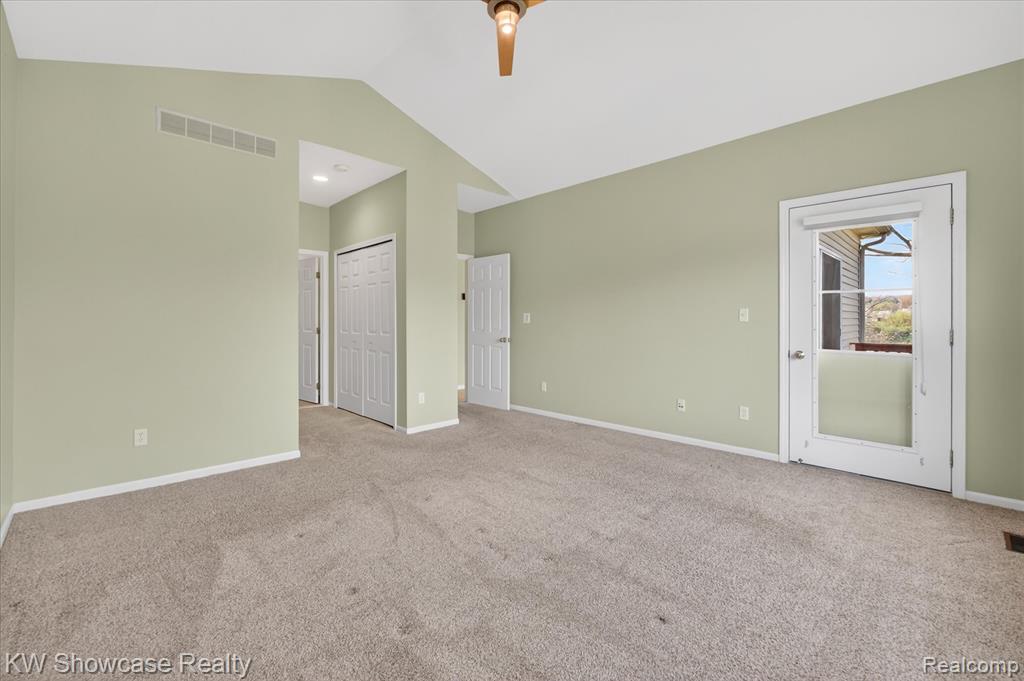 707 Pointe Court, Milford, MI 48381 — Photo 13