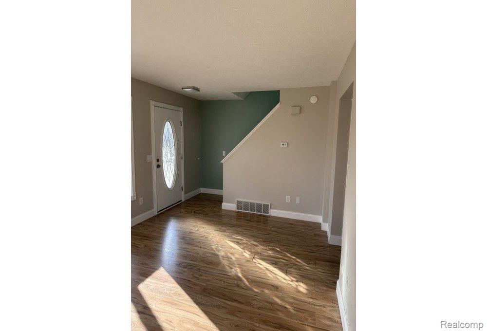 863 Boyd Avenue, Traverse City, MI 49686 — Photo 9