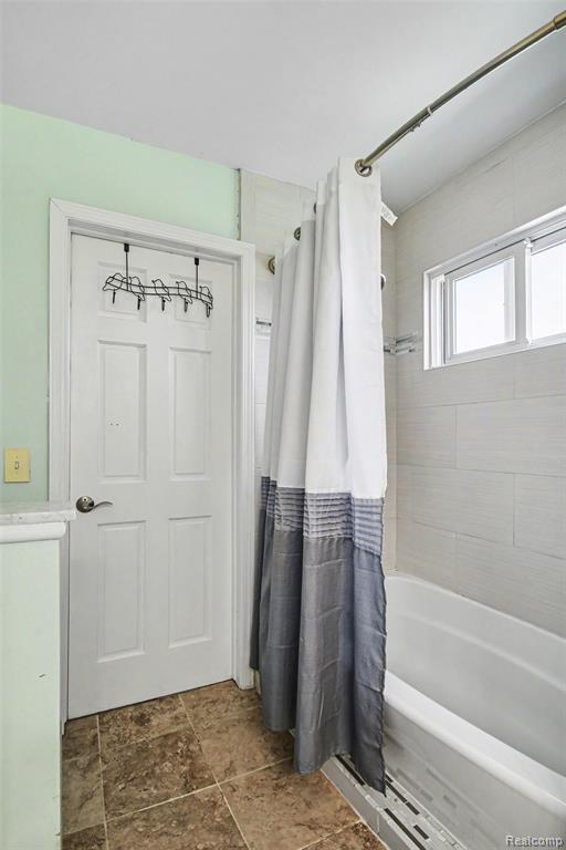 6156 Trenton Drive, Flint, MI 48532 — Photo 15