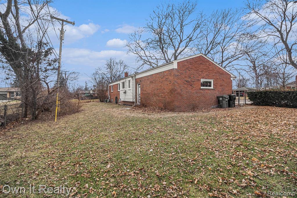9424 HEMINGWAY, Redford, MI 48239 — Photo 4