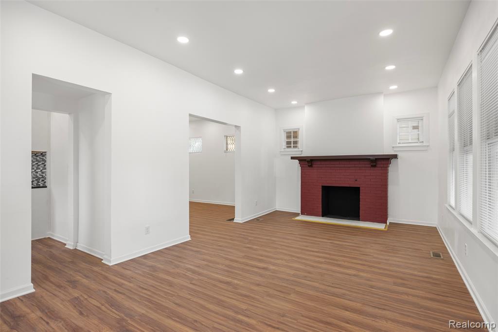 737 Webb Street, Detroit, MI 48202 — Photo 6