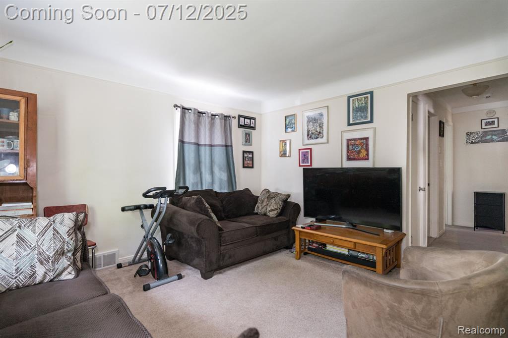 9573 Fenton, Redford, MI 48239 — Photo 7