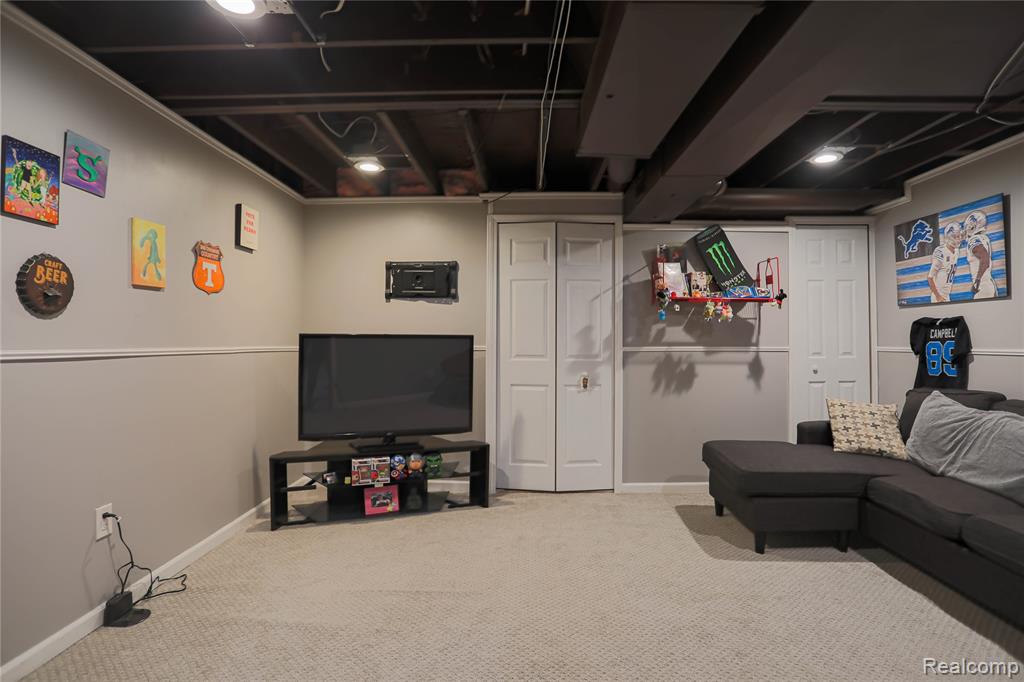 50578 Woodbury Drive, New Baltimore, MI 48047 — Photo 19