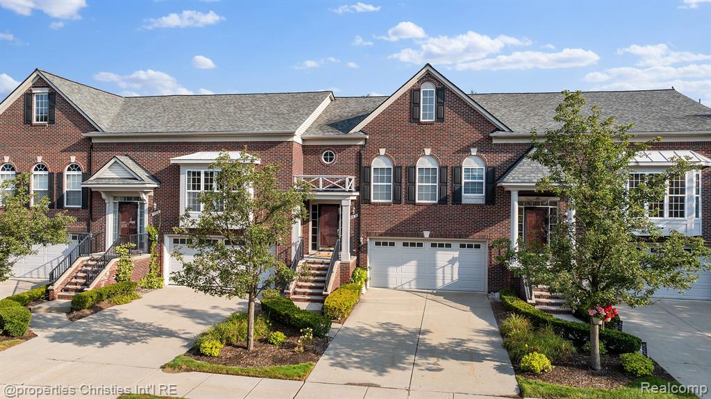 963 SANDALWOOD Drive, Troy, MI 48085 — Photo 30