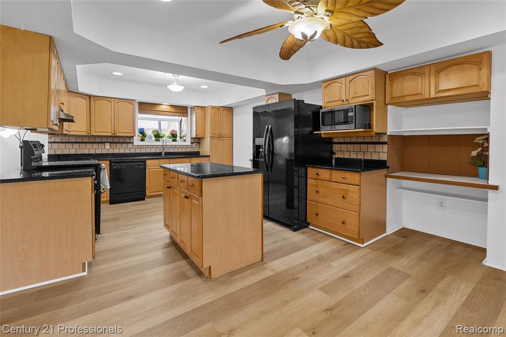 38106 Rockhill Street, Clinton Twp, MI 48036 — Photo 15