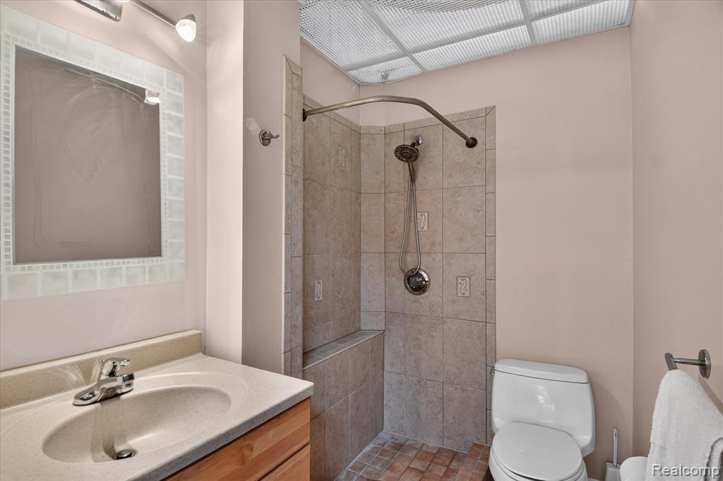 962 Sylvanwood Drive, Troy, MI 48085 — Photo 29