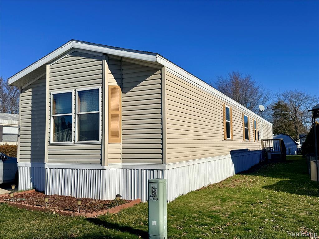 6010 Indian, Burtchville, MI 48059 — Photo 5