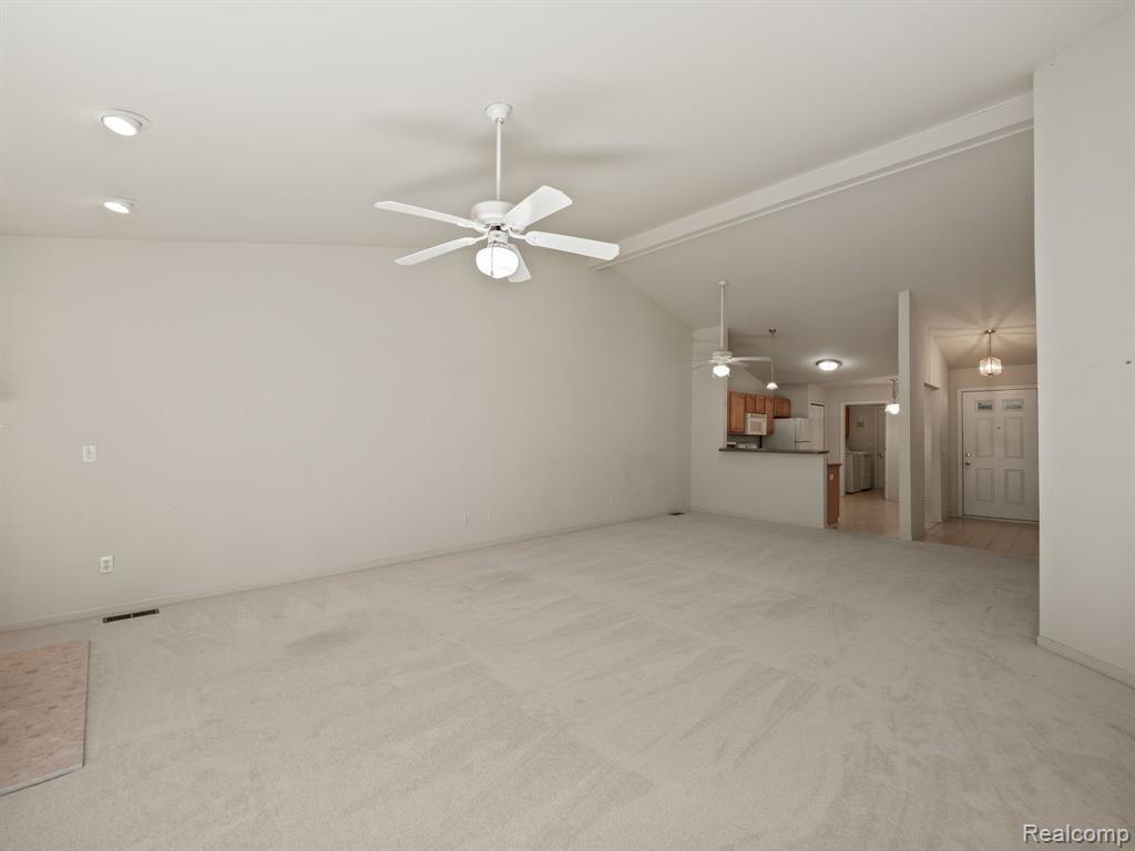 41168 BERMUDA Drive, Sterling Heights, MI 48314 — Photo 7