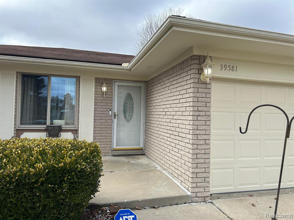 39581 Edgemont Drive, Sterling Heights, MI 48310 — Photo 3