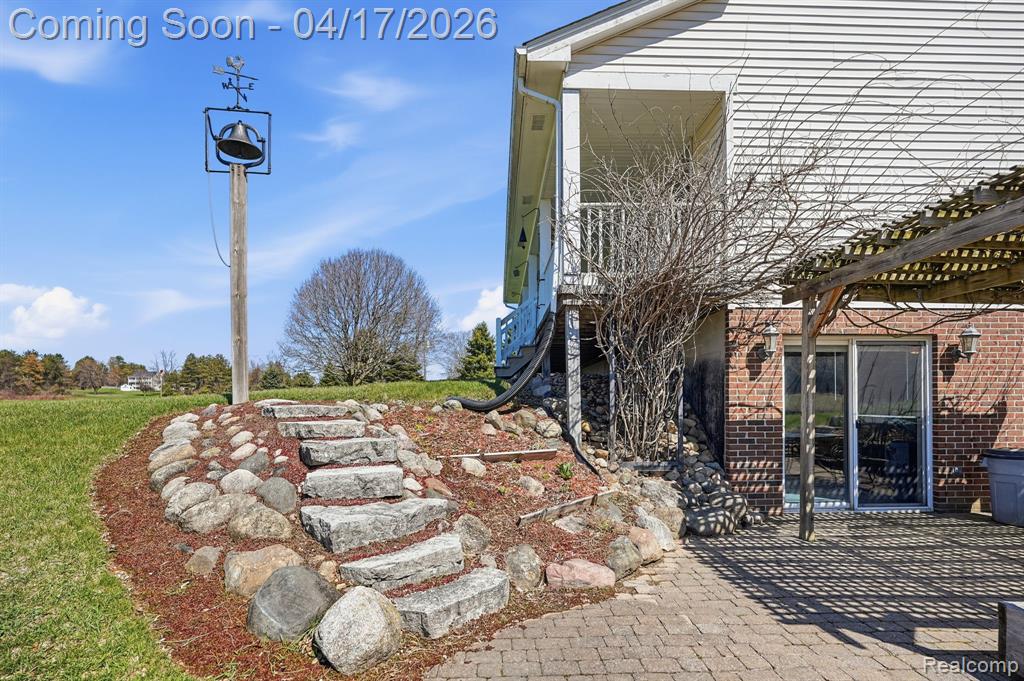72689 Dequindre Road, Leonard, MI 48367 — Photo 74