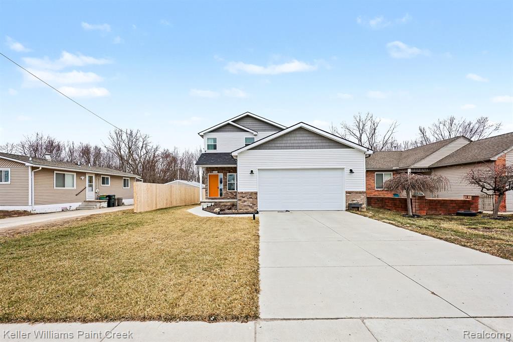 49053 Jefferson Avenue, Chesterfield, MI 48047 — Photo 2