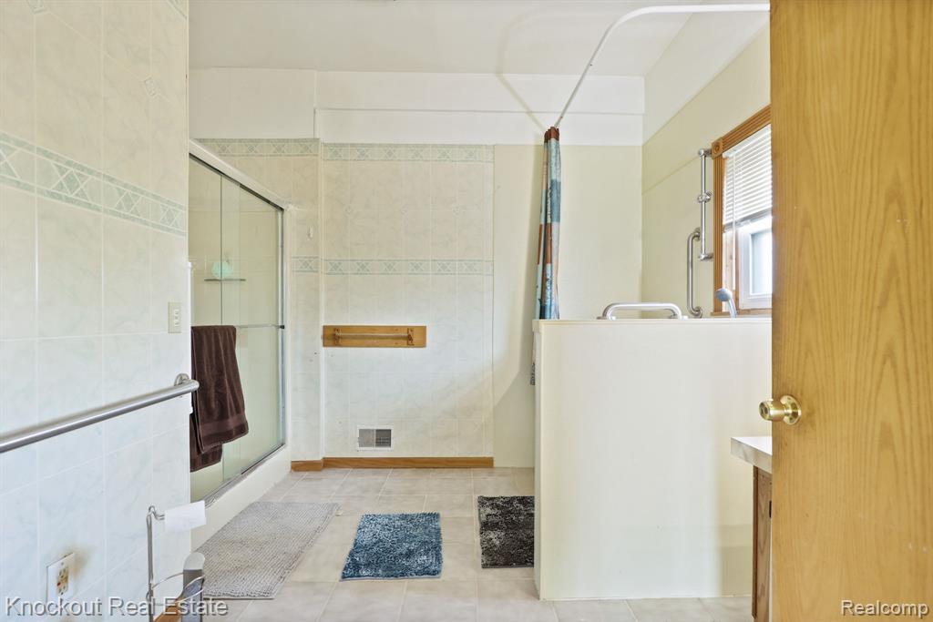 5490 Rupprecht Road, Vassar, MI 48768 — Photo 22
