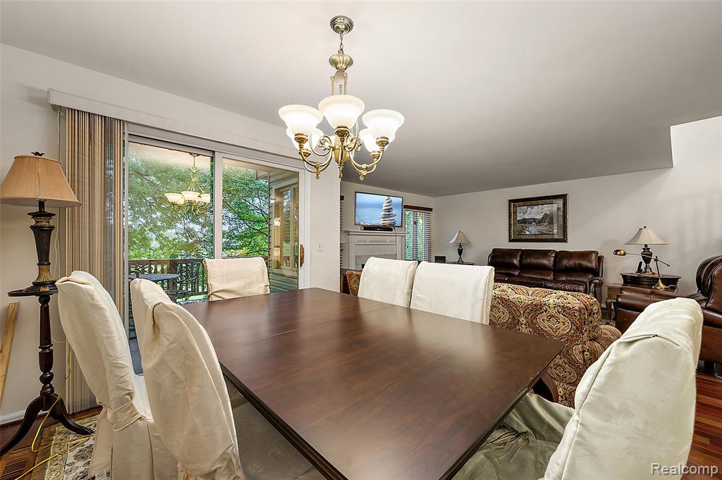 968 Golfview Court, Rochester Hills, MI 48307 — Photo 11