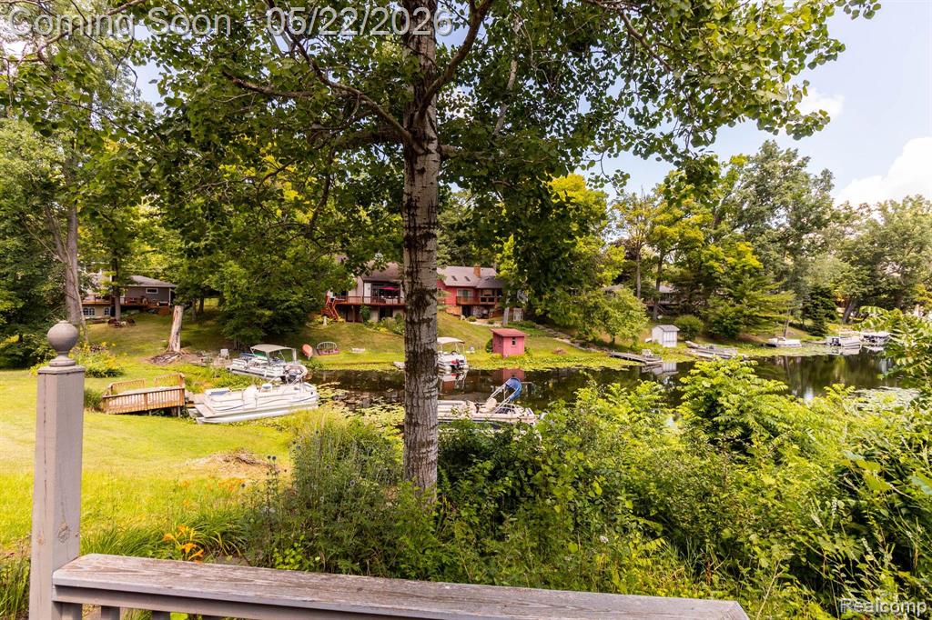 1398 BEAVERBROOK Drive, Holly, MI 48442 — Photo 46