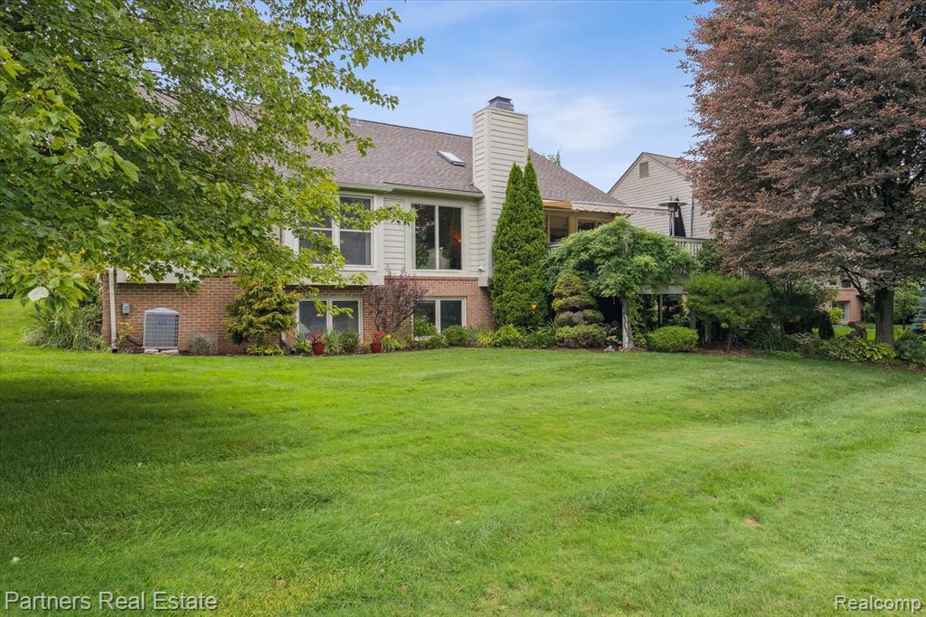 4757 Roundtree Drive, Brighton, MI 48116 — Photo 3