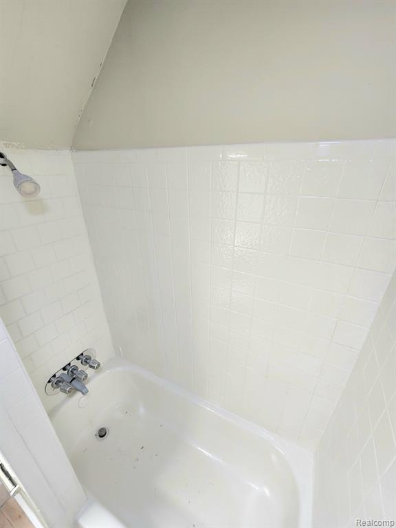 9258 BOLEYN Street, Detroit, MI 48224 — Photo 11