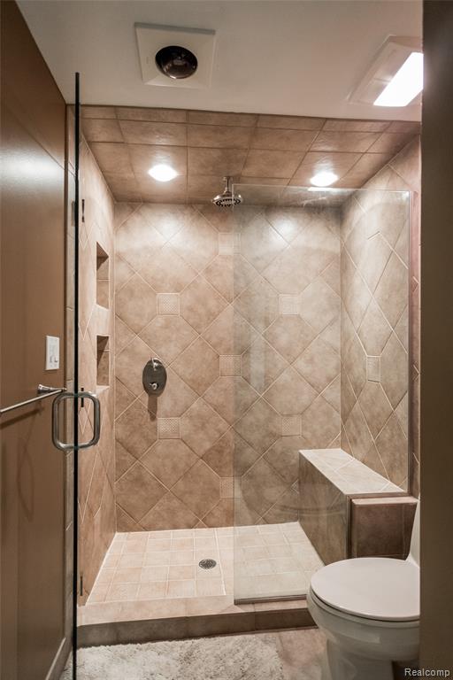 7118 Pebble Park Drive, West Bloomfield, MI — Photo 34