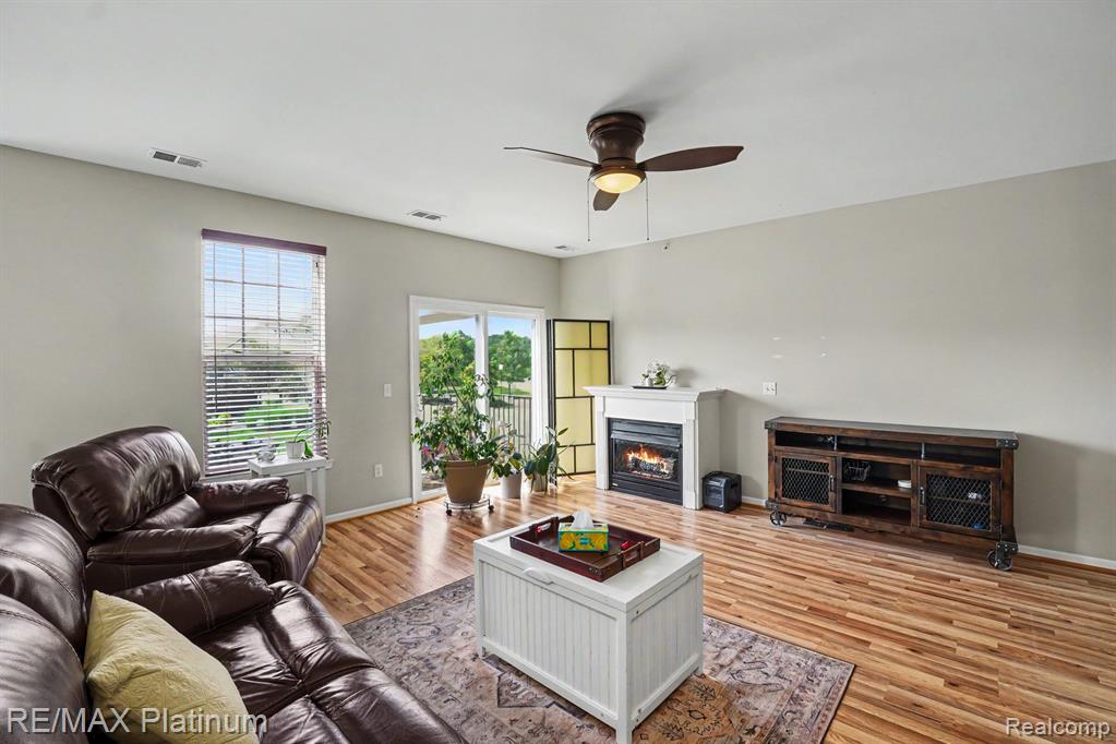 10217 CROSSVIEW TRAIL, Howell, MI 48855 — Photo 6